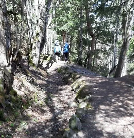 Comme Sur Un Nuage, Pour 4 Personnes * Nendaz