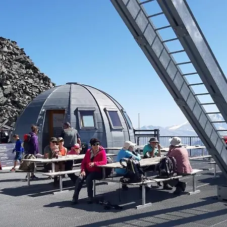 Apartment Comme Sur Un Nuage, Pour 4 Personnes *
