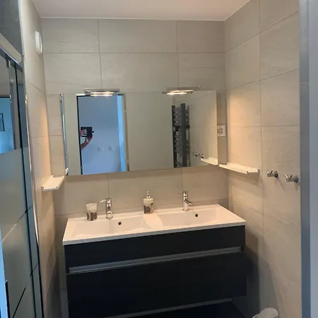 Apartment Comme Sur Un Nuage, Pour 4 Personnes *