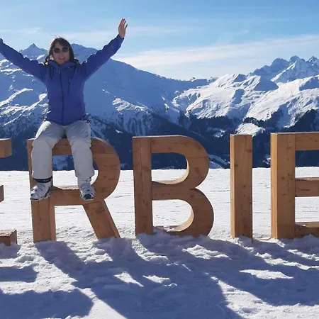 Comme Sur Un Nuage, Pour 4 Personnes * Nendaz