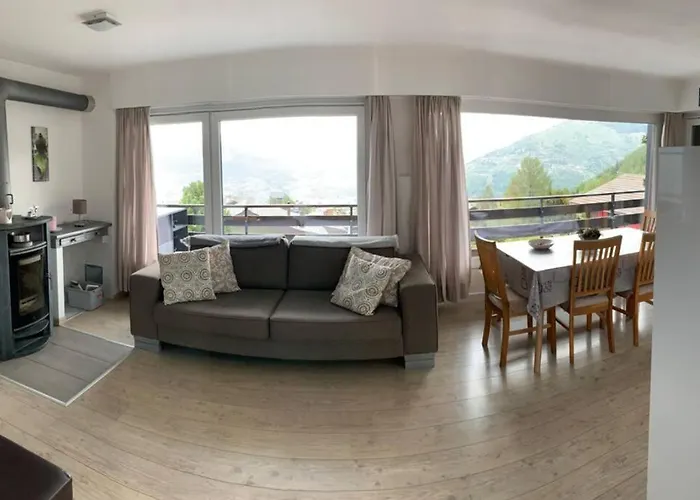 Comme Sur Un Nuage, Pour 4 Personnes *