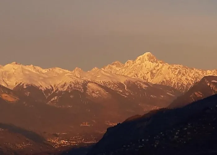 Comme Sur Un Nuage, Pour 4 Personnes * Nendaz
